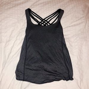 Lulu lemon top